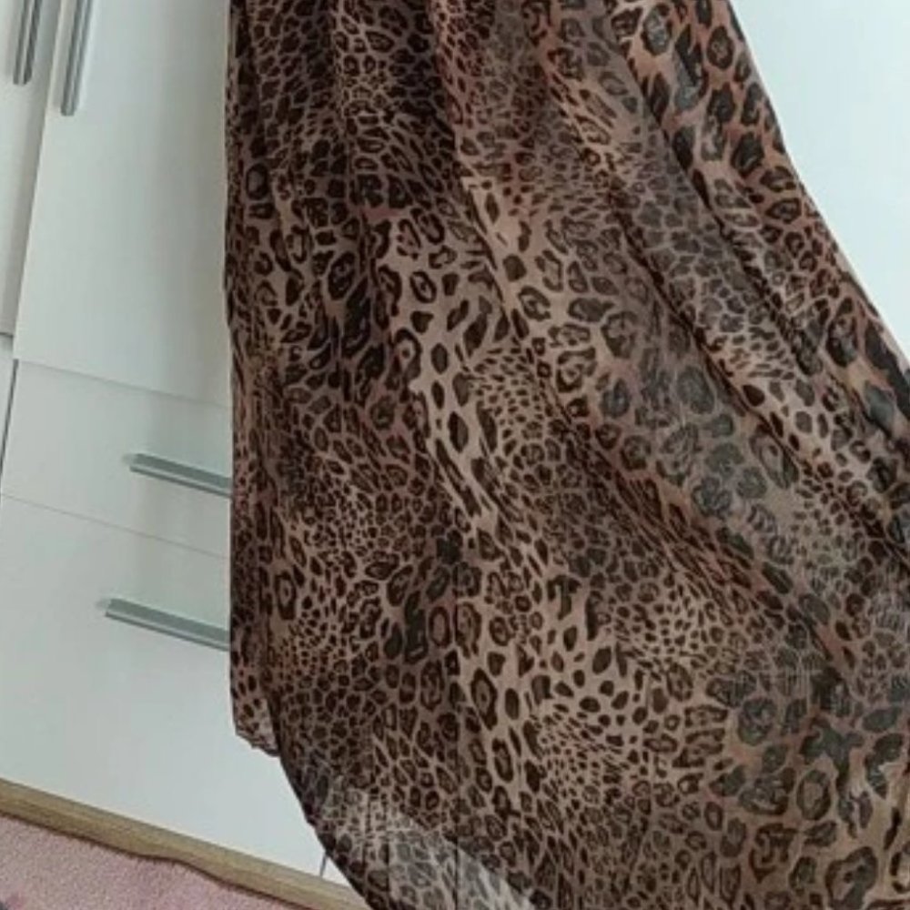 LEOPARD PRINT MAXI DRESS - Picture 2 of 5